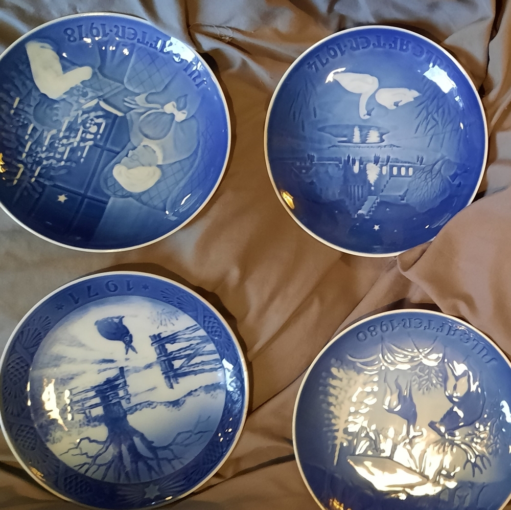 Set of 10 Bing & Grondahl Christmas plates